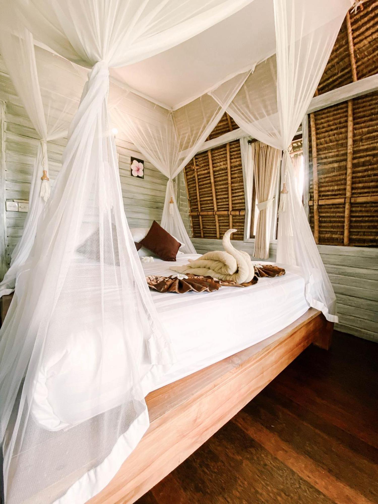 Abian Huts Dream Beach Lembongan Ngoại thất bức ảnh