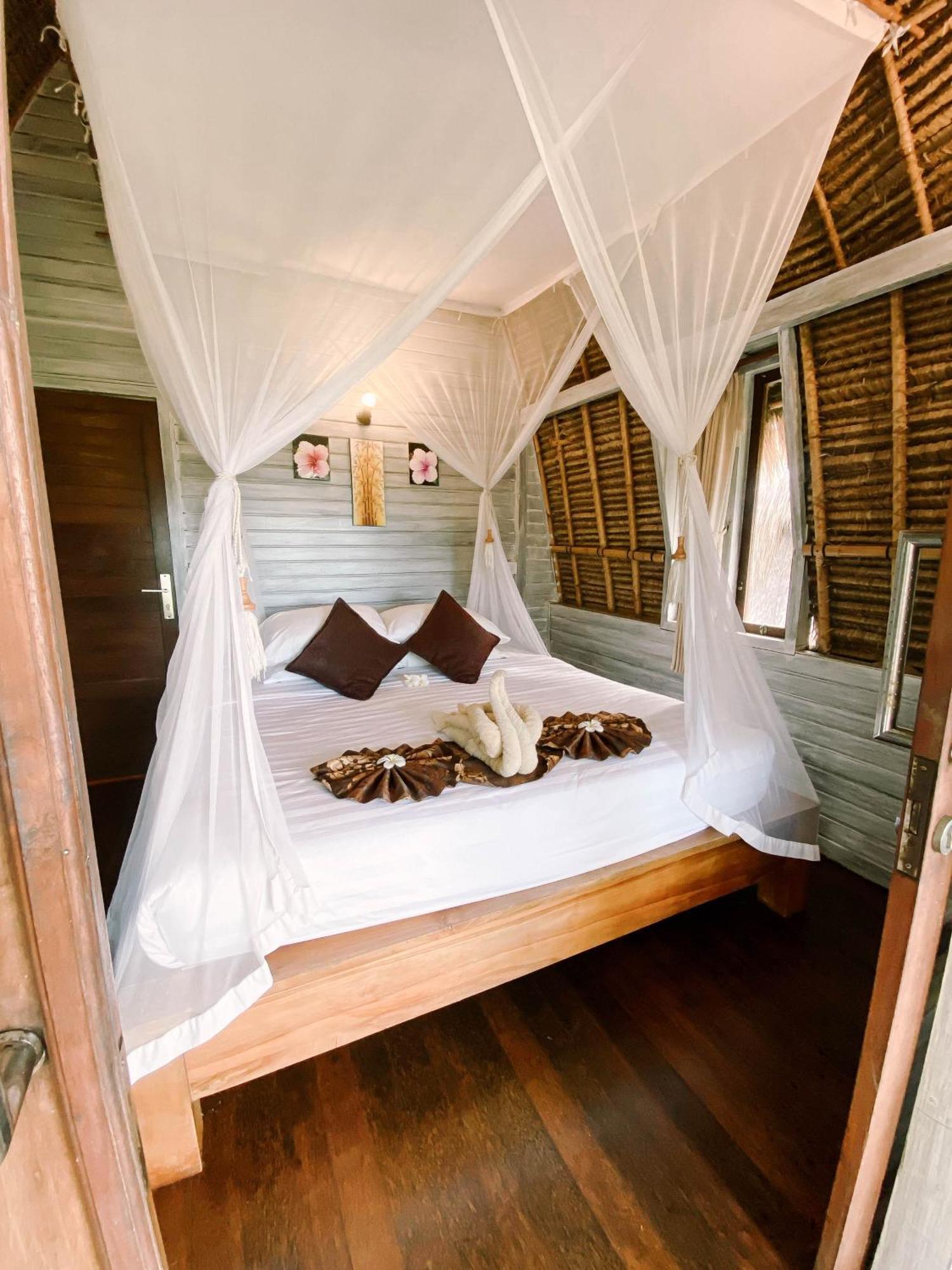Abian Huts Dream Beach Lembongan Ngoại thất bức ảnh